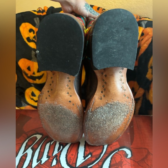 Johnny Ringo Leather Aztec Boots - Picture 3 of 6